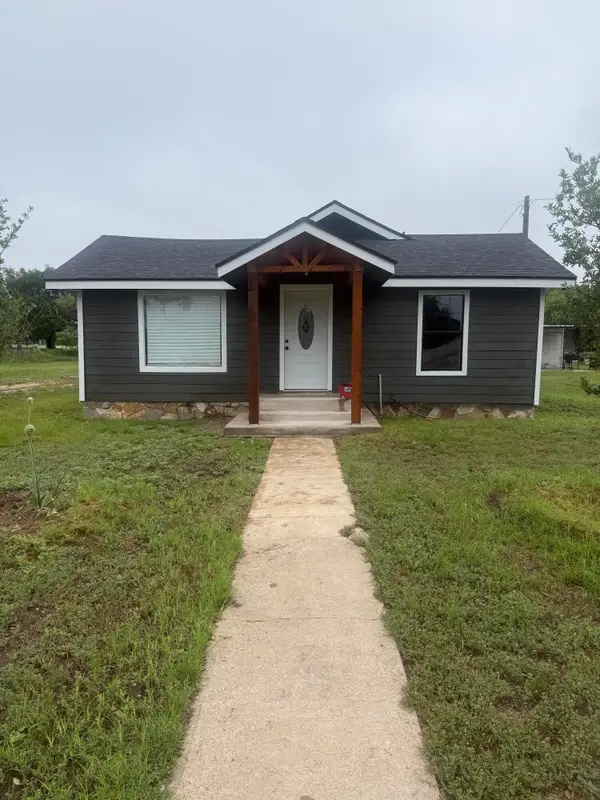 214 N Main Street, Eden, TX 76837