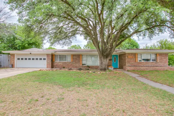 2458 Douglas Drive, San Angelo, TX 76904