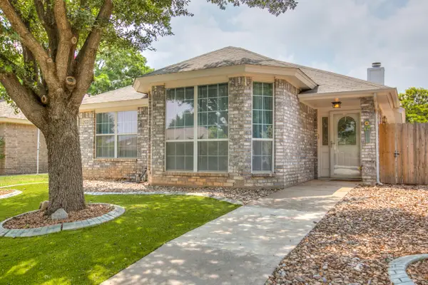 5221 Oak Grove Boulevard, San Angelo, TX 76904