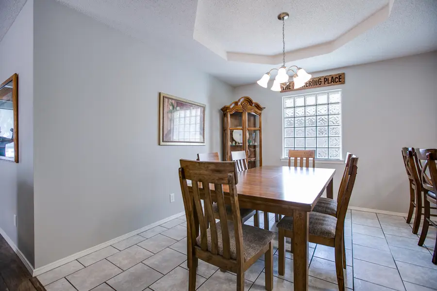 5221 Oak Grove Boulevard, San Angelo, TX 76904 - #3