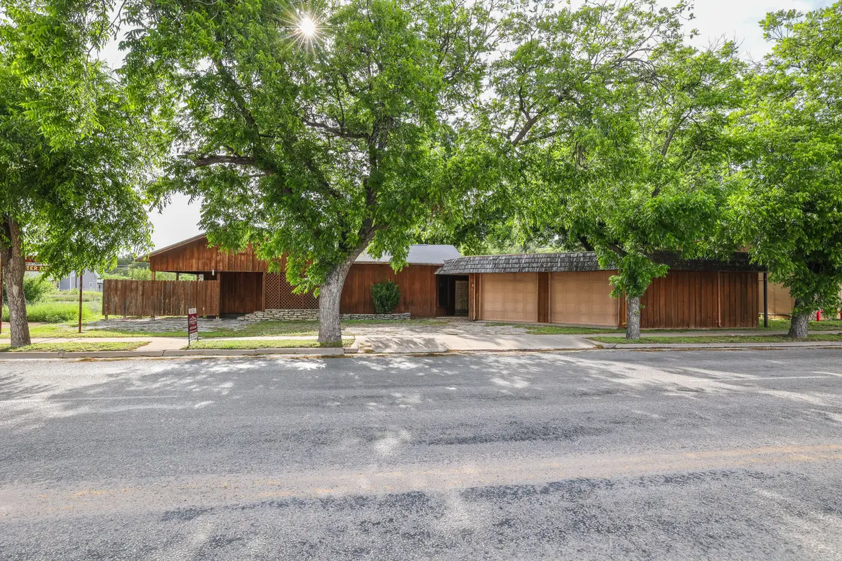 303 Avenue E, Ozona, TX 76943 - #1