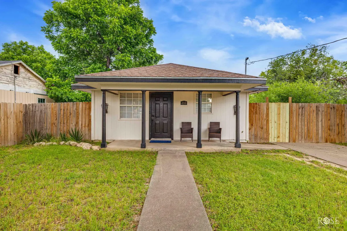 210 W 10th Street, San Angelo, TX 76903 - #1