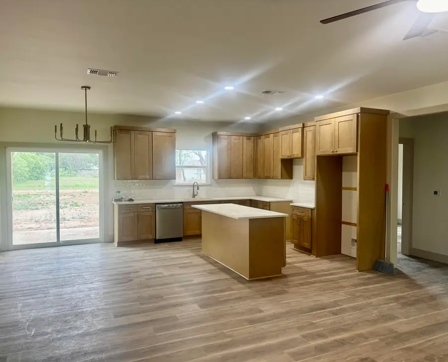 8450 Larkspur Avenue, Grape Creek, TX 76901 - #2