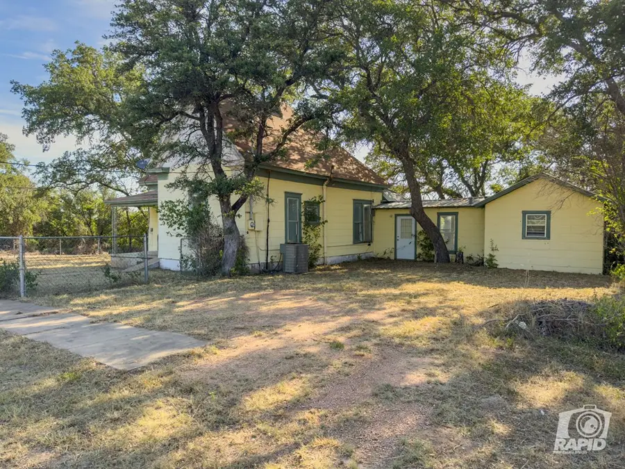 901 S Walnut Street, Brady, TX 76825 - #3