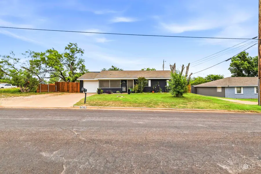 1516 N Van Buren Street, San Angelo, TX 76901 - #2