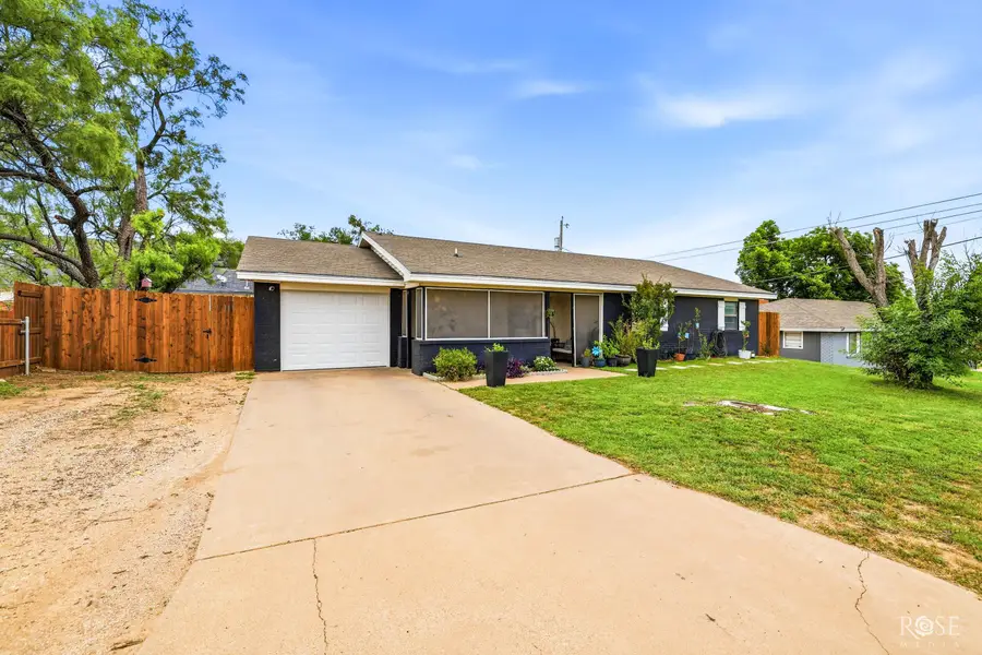 1516 N Van Buren Street, San Angelo, TX 76901 - #3