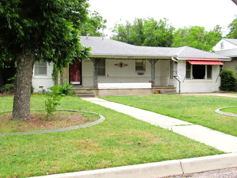 2307 W Twohig Avenue, San Angelo, TX 76901 - #3