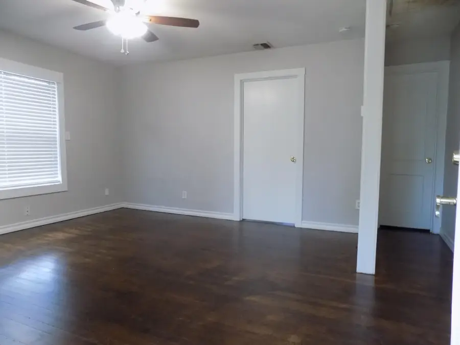 1815 W Avenue K, San Angelo, TX 76901 - #2