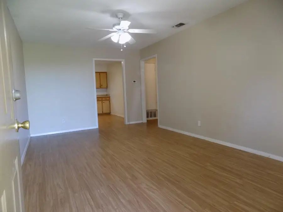 706 E Highland Boulevard, San Angelo, TX 76903 - #2