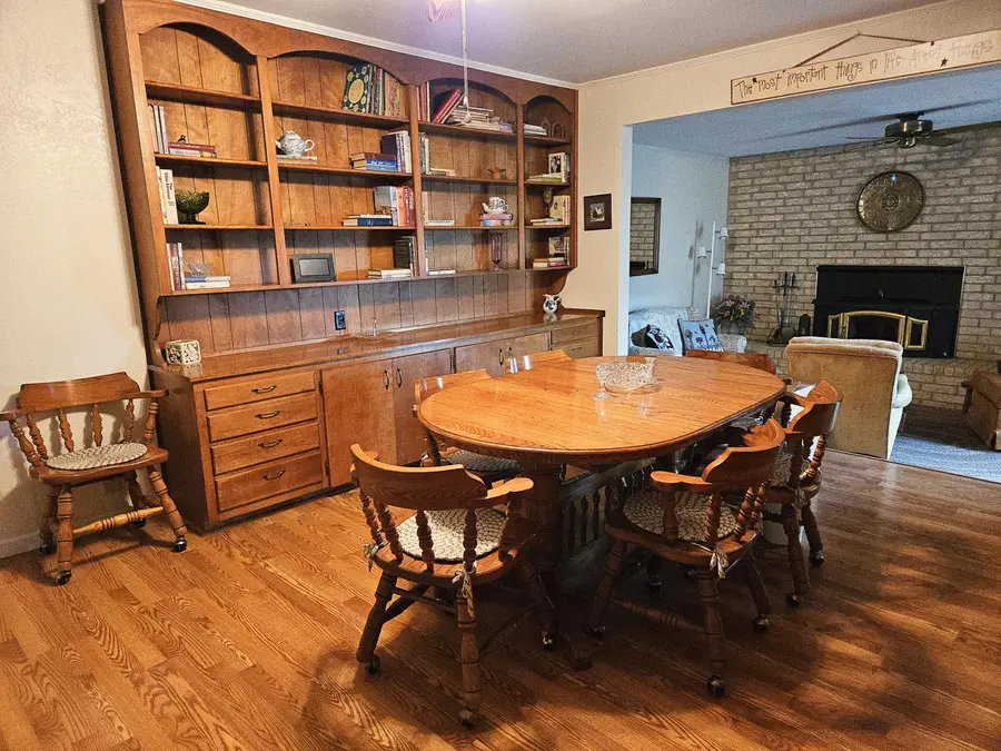 1106 N Maryland Avenue, Big Lake, TX 76932 - #3