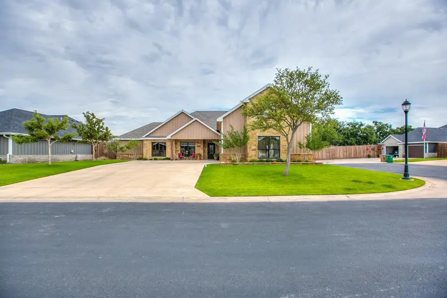 2033 Silver Creek Court, San Angelo, TX 76904 - #2