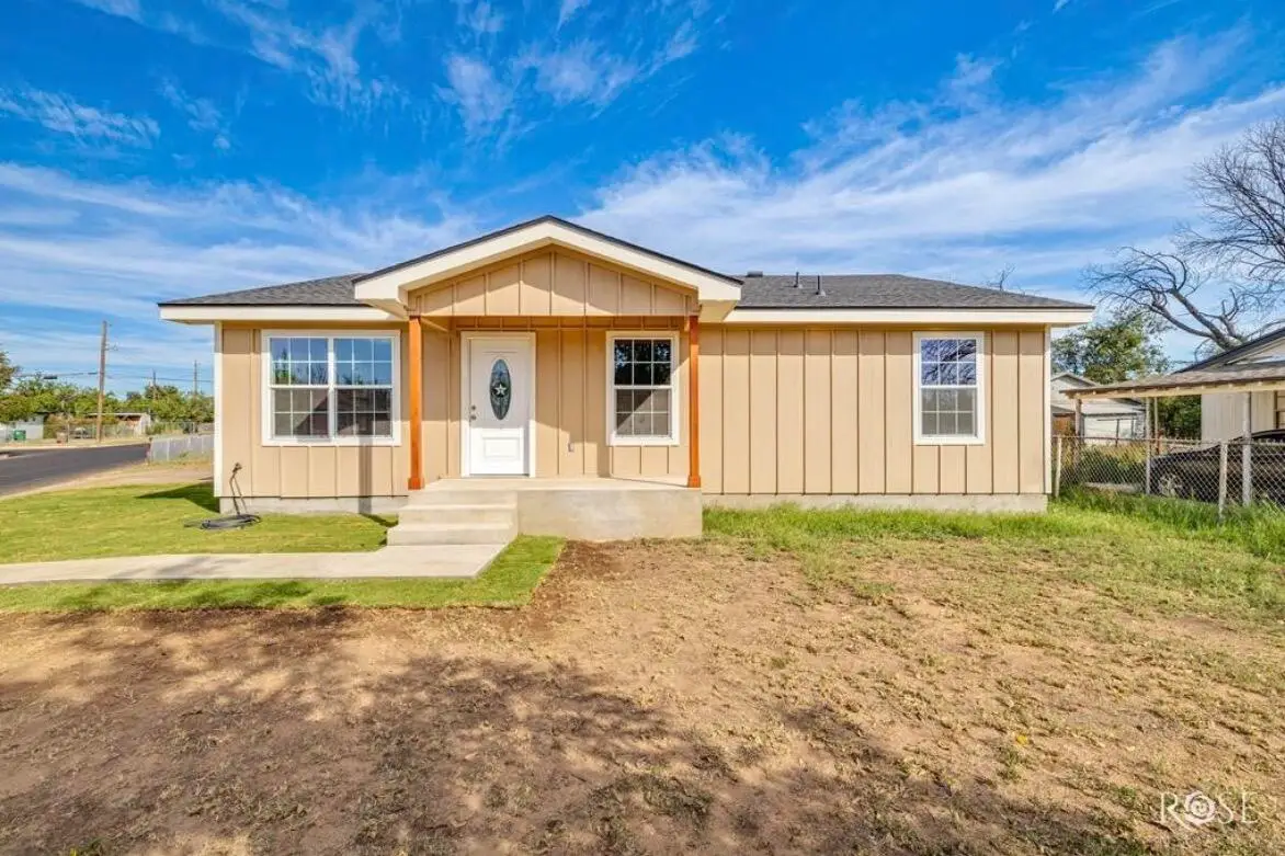 304 E 22nd Street, San Angelo, TX 76903 - #1