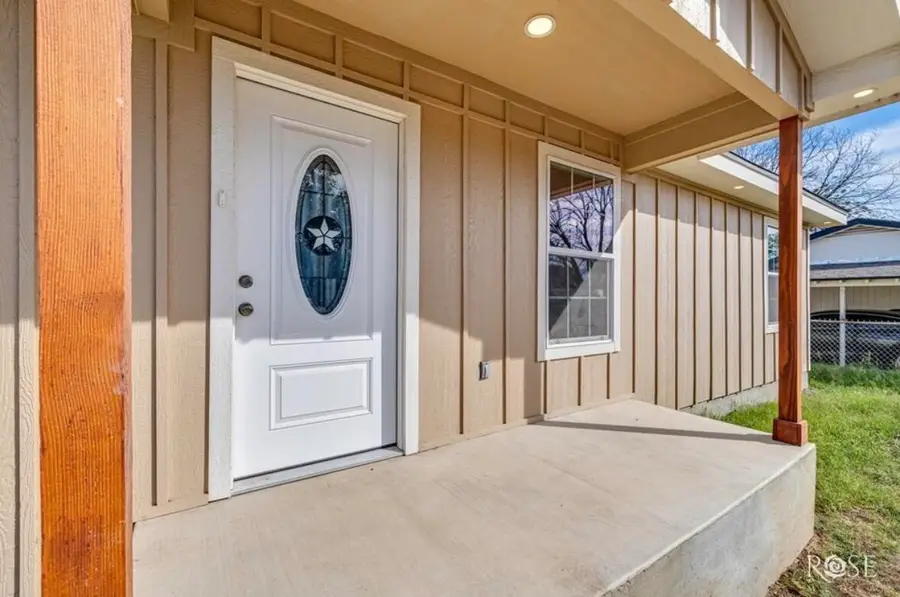 304 E 22nd Street, San Angelo, TX 76903 - #3