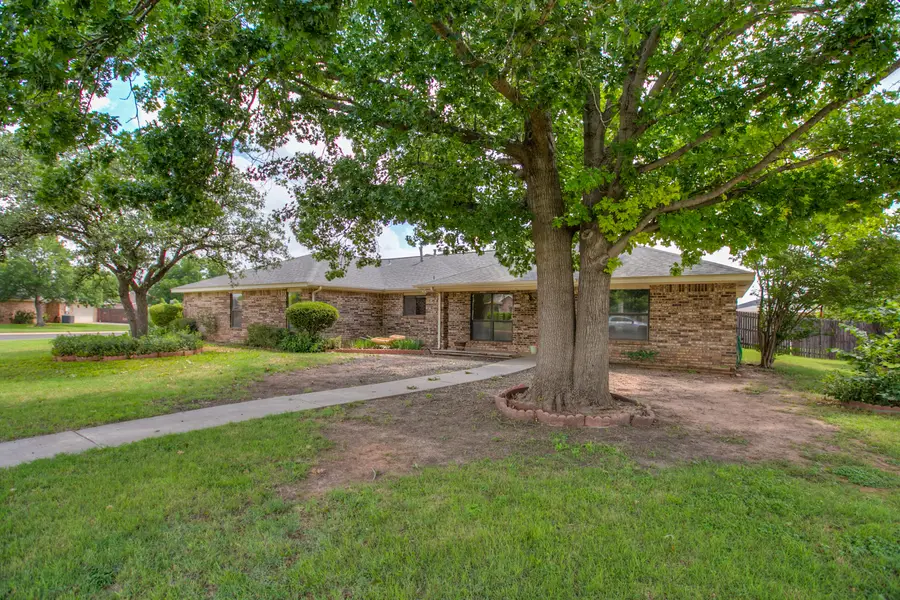 242 Burlington Road, San Angelo, TX 76901 - #2