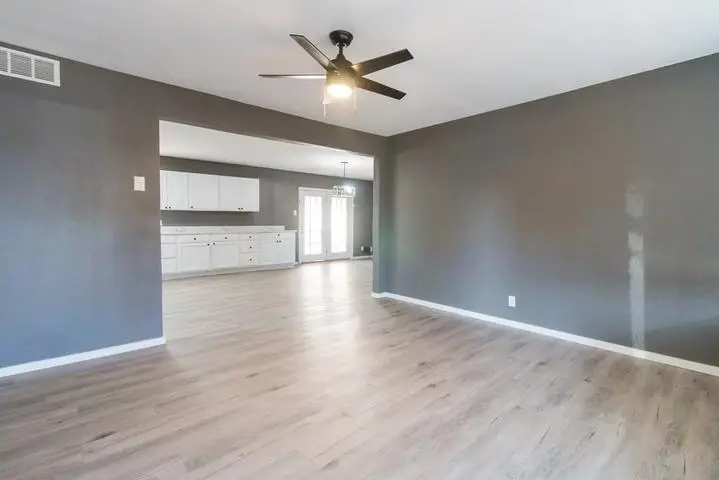 317 Van Zandt Street, San Angelo, TX 76905 - #3