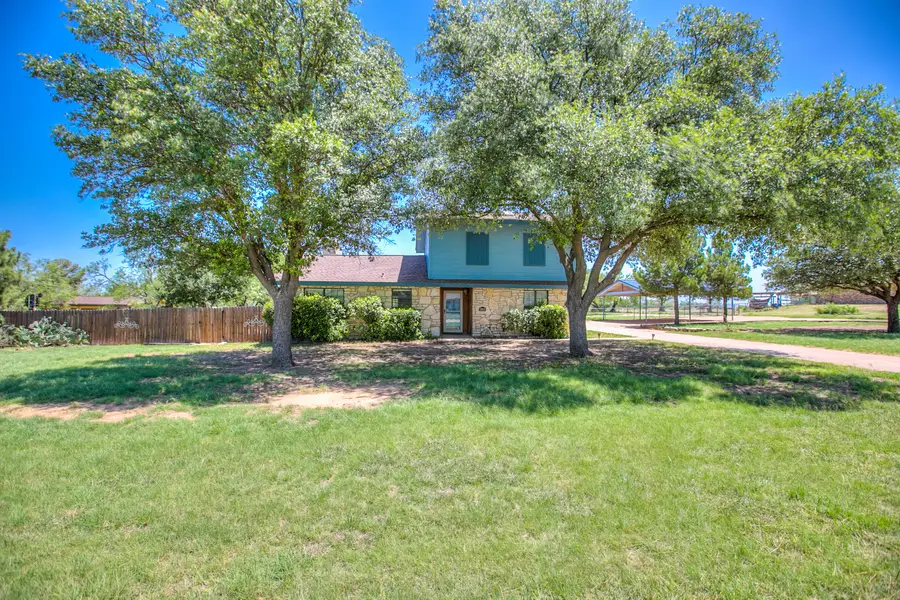 136 Edinburgh Road, San Angelo, TX 76901 - #2
