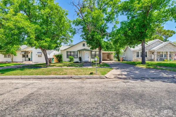 2213 W Ave L, San Angelo, TX 76901