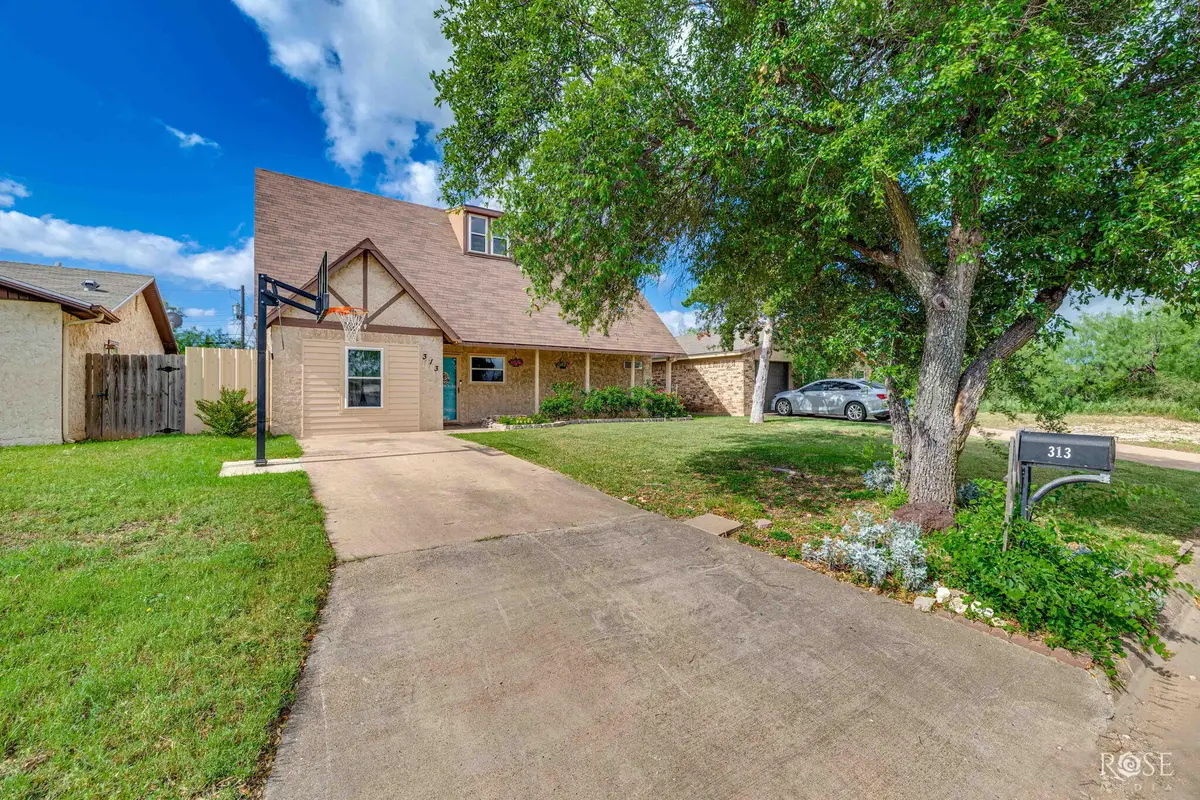 313 E 44th Street, San Angelo, TX 76903 - #1