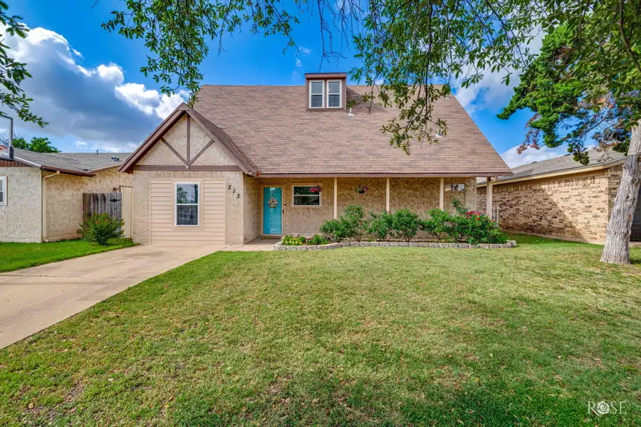313 E 44th Street, San Angelo, TX 76903 - #3
