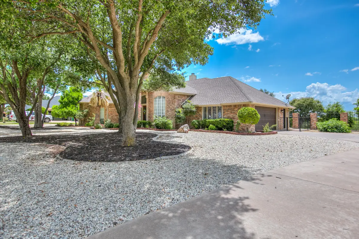 909 Avondale Avenue, San Angelo, TX 76901 - #1