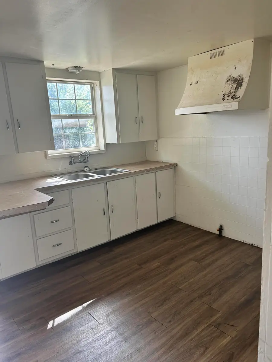 2811 N Irving Street, San Angelo, TX 76903 - #3