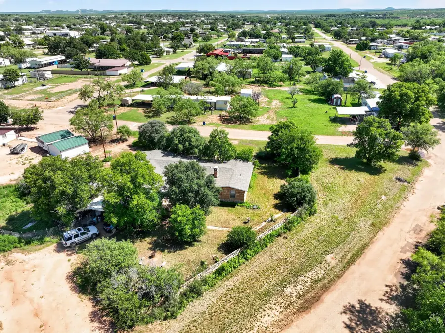 319 Zero Street, Robert Lee, TX 76945 - #2