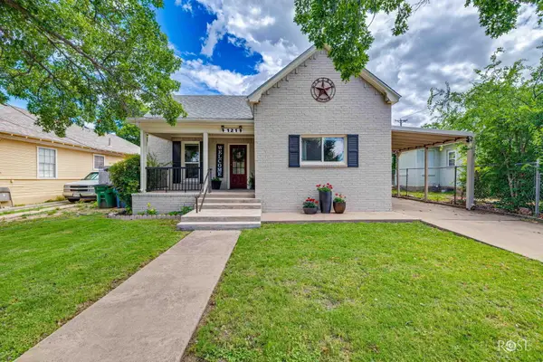 121 W Avenue B, San Angelo, TX 76903