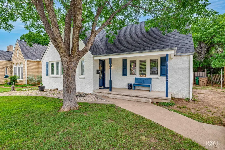 2209 Waco Street, San Angelo, TX 76901 - #3