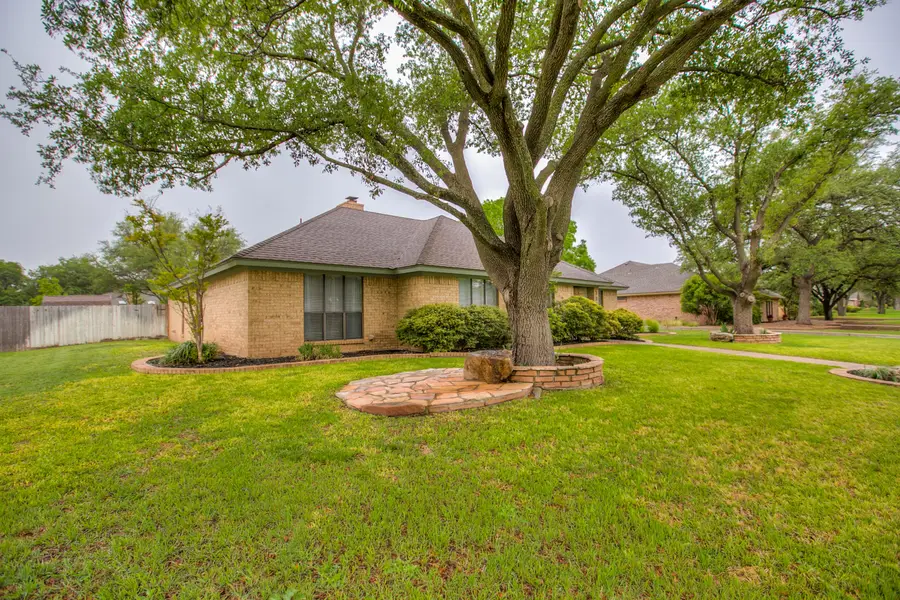 3309 Grandview Drive, San Angelo, TX 76904 - #3