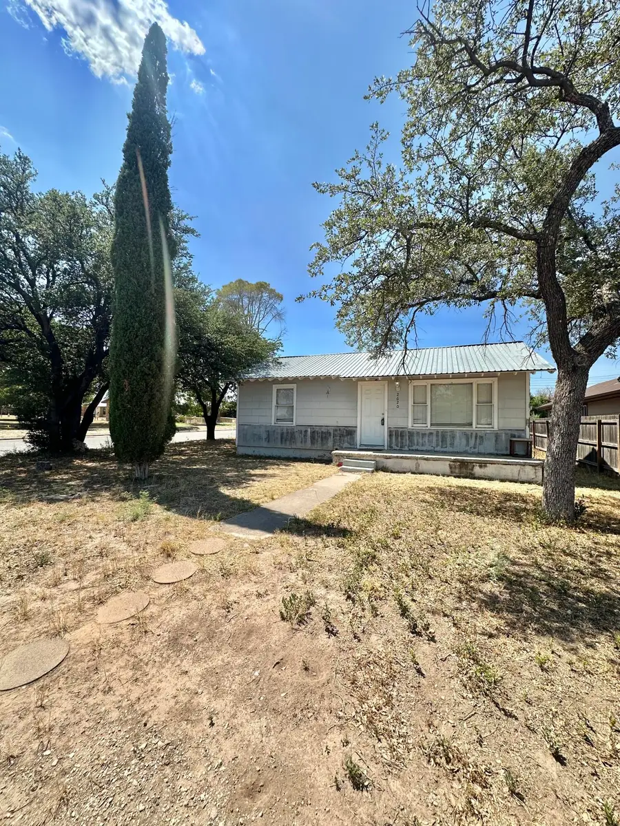2620 Lindell Avenue, San Angelo, TX 76901 - #2