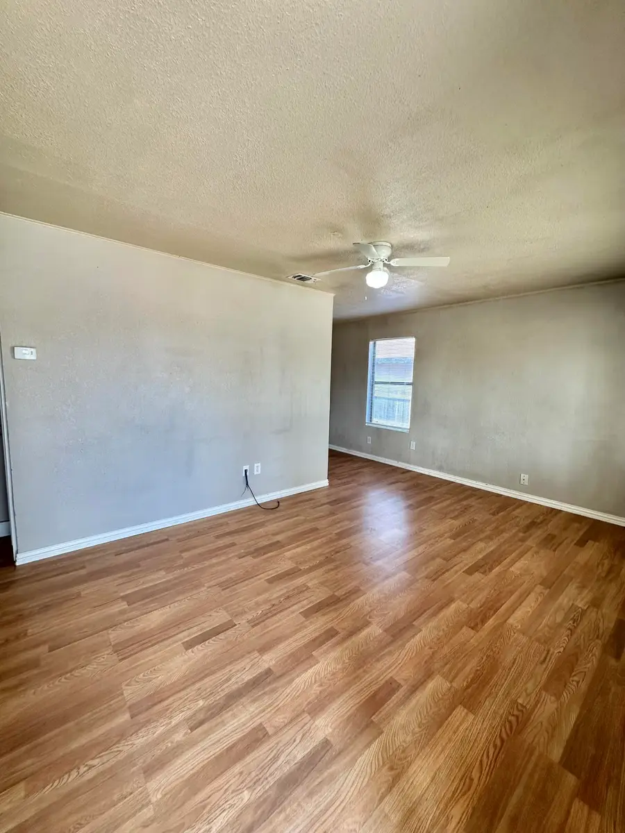 2620 Lindell Avenue, San Angelo, TX 76901 - #3