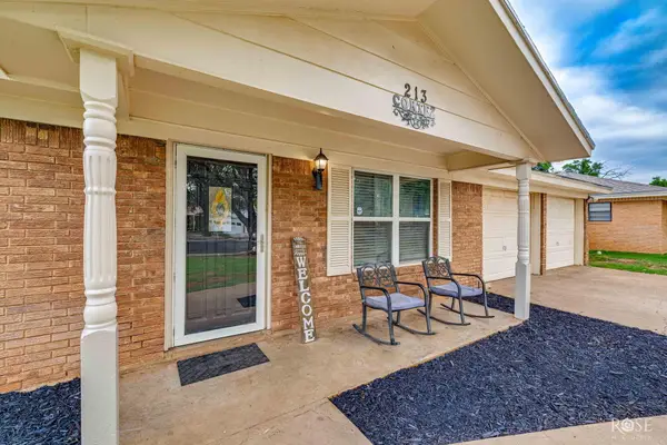 213 Twin Oaks Drive, San Angelo, TX 76901