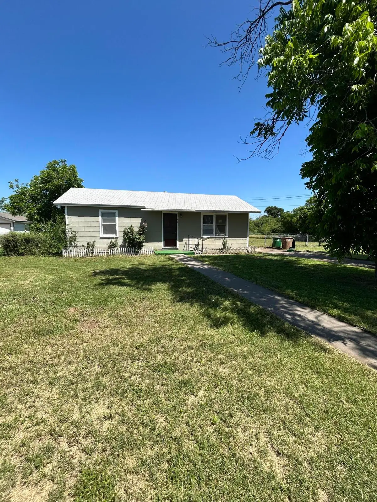 40 W 30th Street, San Angelo, TX 76903 - #1