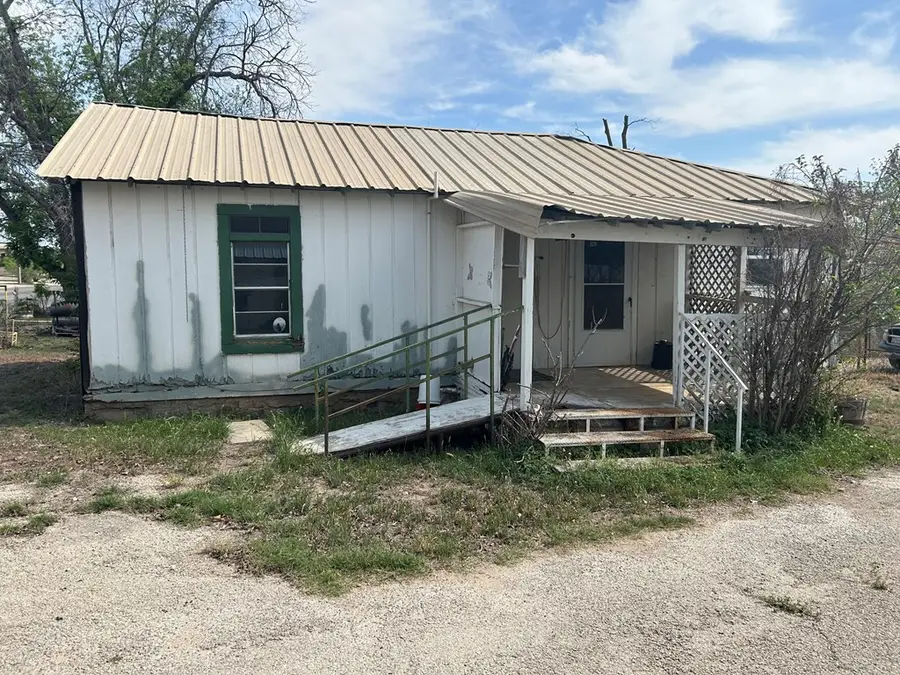 1606 Tayloe Avenue, Sonora, TX 76950 - #3