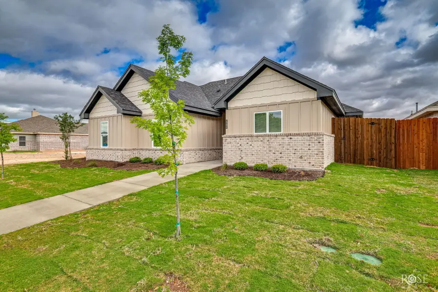 3612 Grandview Drive, San Angelo, TX 76904 - #3
