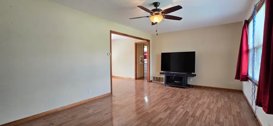 307 Pou Avenue, Ballinger, TX 76821 - #3