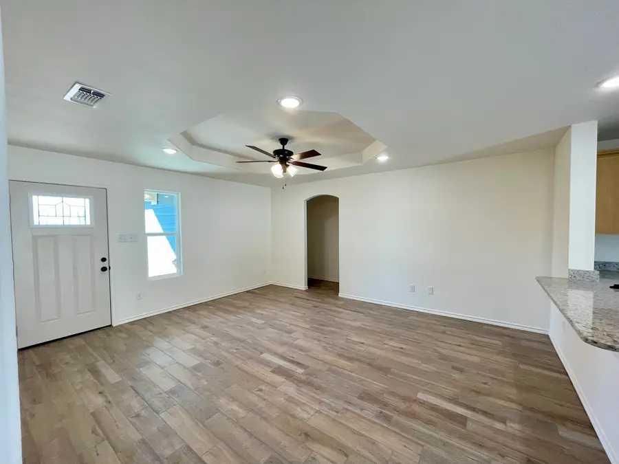 3806 Crockett Street, San Angelo, TX 76903 - #2