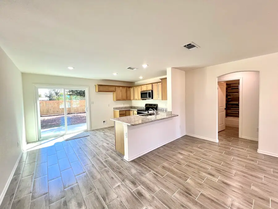3808 Crockett Street, San Angelo, TX 76903 - #3