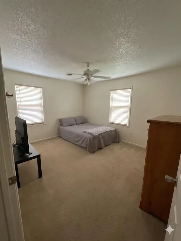 111 East Avenue, Ballinger, TX 76821