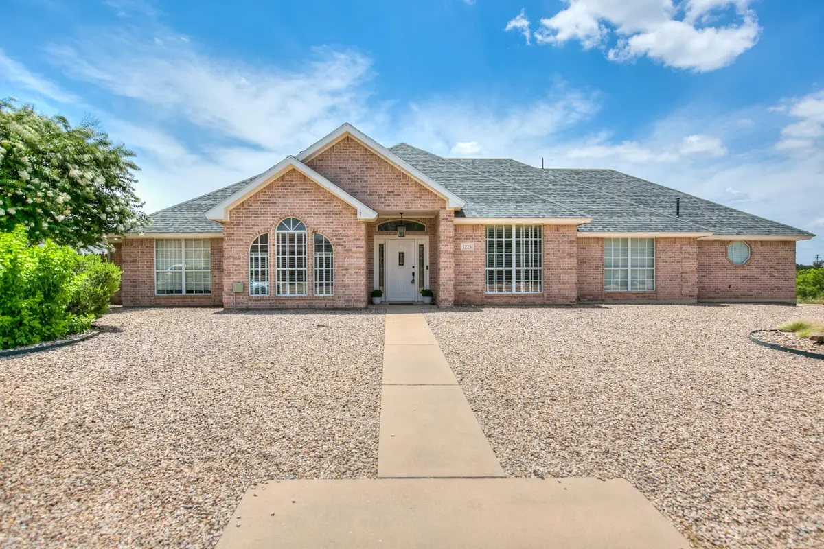 1225 Avondale Avenue, San Angelo, TX 76901 - #1