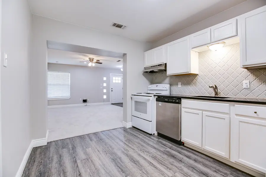 305 Glenmore Drive, San Angelo, TX 76903 - #3