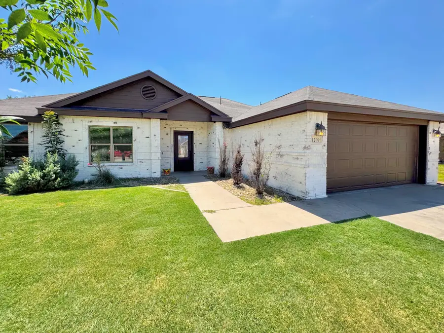 1209 Daniel Street, San Angelo, TX 76905 - #2