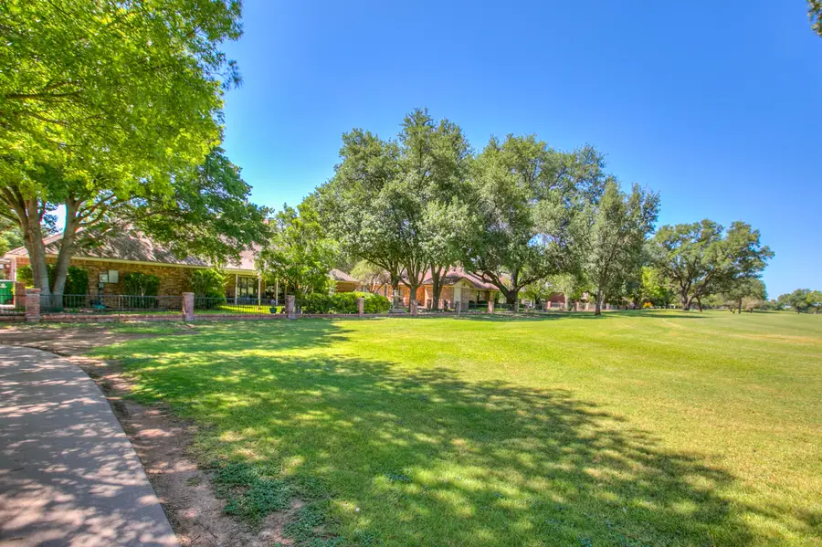 5301 Beverly Drive, San Angelo, TX 76904 - #2