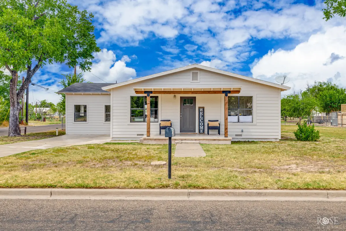 204 E 37th Street, San Angelo, TX 76903 - #1