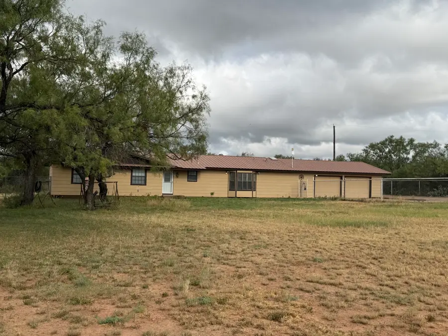 690 Sanco Road, Robert Lee, TX 76945 - #2