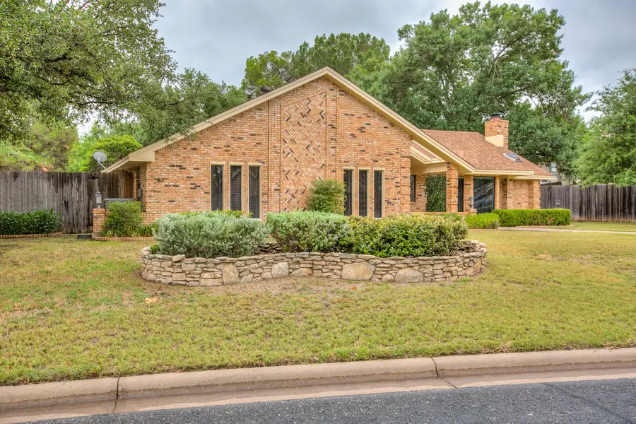 3221 Ridgecrest Lane, San Angelo, TX 76904 - #2