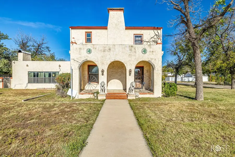 2318 Dallas Street, San Angelo, TX 76901 - #2