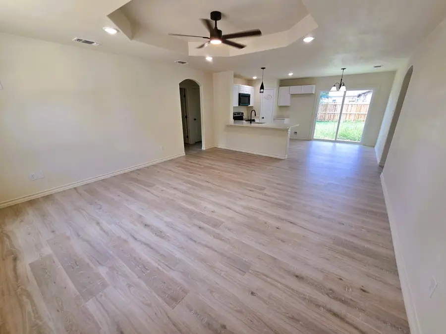 438 E 45th Street, San Angelo, TX 76903 - #3