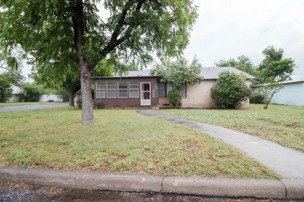 322 N Jackson Street, San Angelo, TX 76901