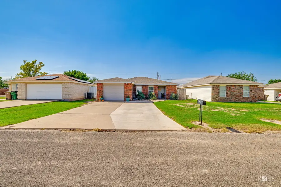 2926 Waco Street, San Angelo, TX 76901 - #3